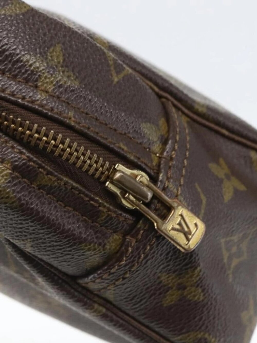 LOUIS VUITTON Monogram Trousse Toilette 28 Clutch Bag M47522 LV Auth - Picture 11 of 16